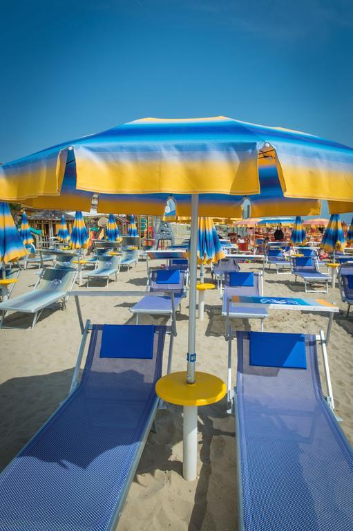 Hotel Levante Sul Mare Lido Di Savio Kültér fotó
