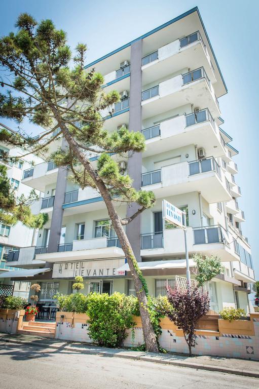 Hotel Levante Sul Mare Lido Di Savio Kültér fotó