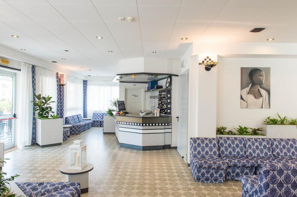 Hotel Levante Sul Mare Lido Di Savio Kültér fotó