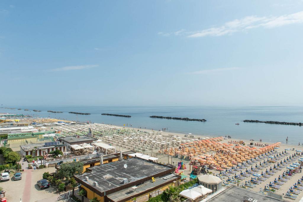 Hotel Levante Sul Mare Lido Di Savio Kültér fotó